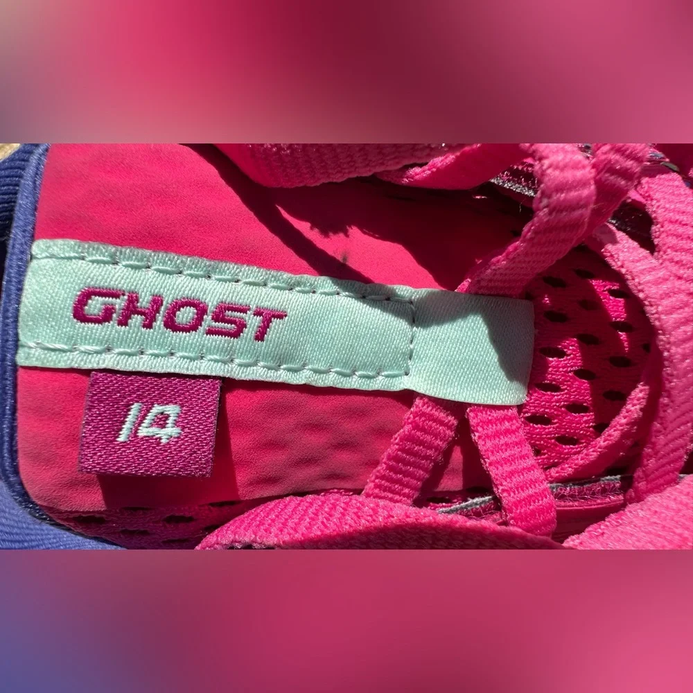 Brooks Ghost 14 Pink Fuchsia Yucca Navy Running Shoes Women’s Size 11.5 CLEAN